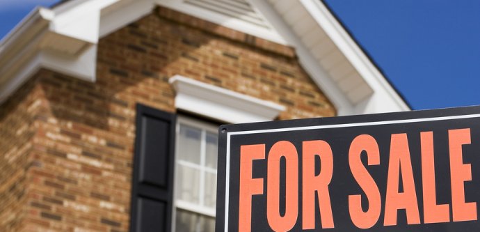 Australian house value - broadband connections